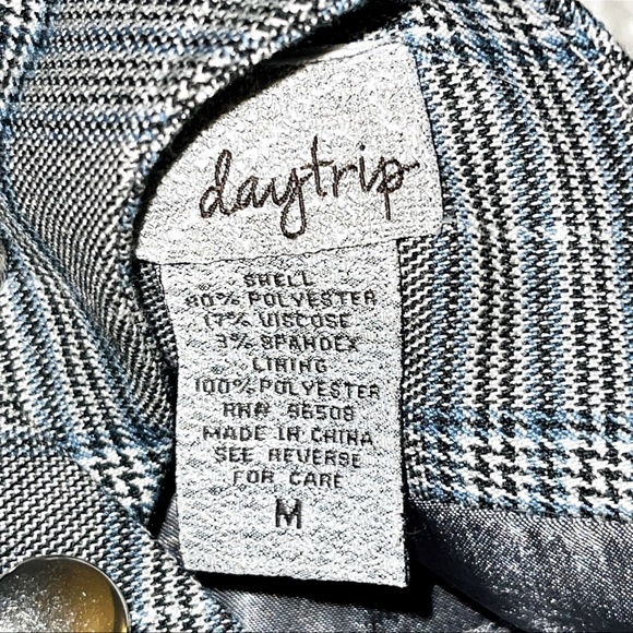 Vintage Daytrip Y2K Plaid Waistcoat - Picture 11 of 11